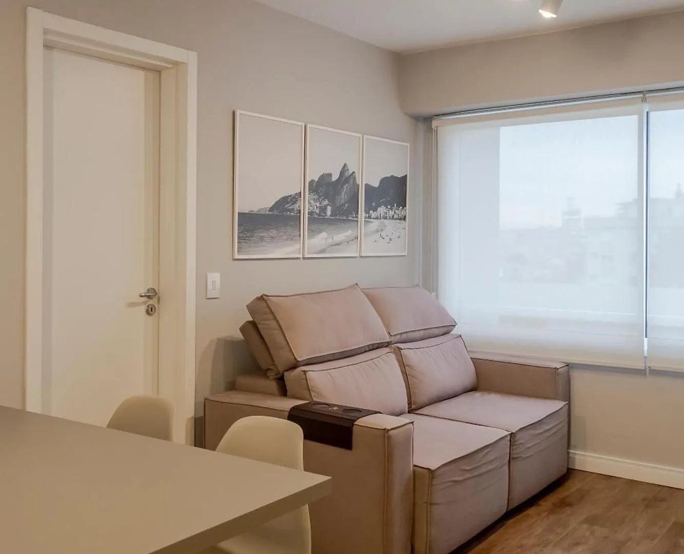 Apartamento Elegante Proximo A Puc E Hsl Porto Alegre Apartment